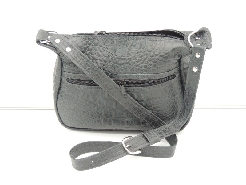 76-Purse-Black Gator 