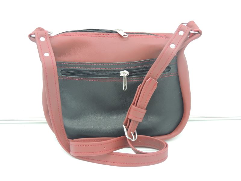 76-Purse-Black and Red 