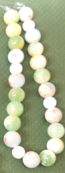 86-Green & White Bracelet
